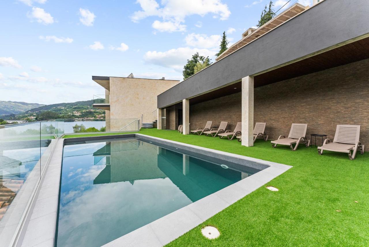 Geres Villas Exterior foto